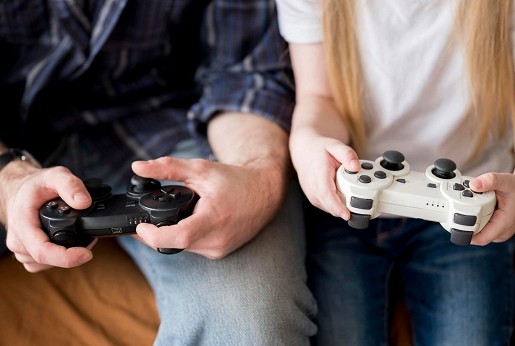 PlayStation vs Xbox: A Két Játék Konzol Összehasonlítása