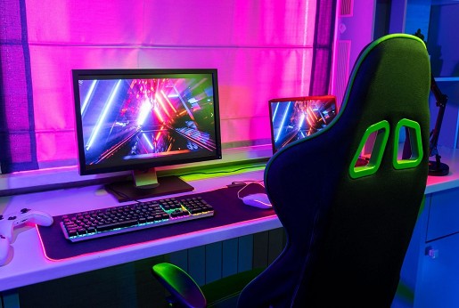 Gamer Székek vs Irodai Székek: Melyik a Legjobb Választás?